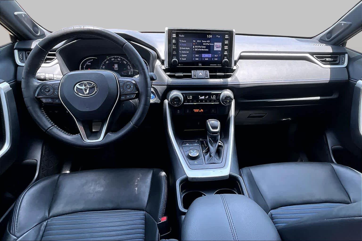 Used 2021 Blizzard Pearl/Midnight Black Metallic Toyota Hybrid XSE image 14