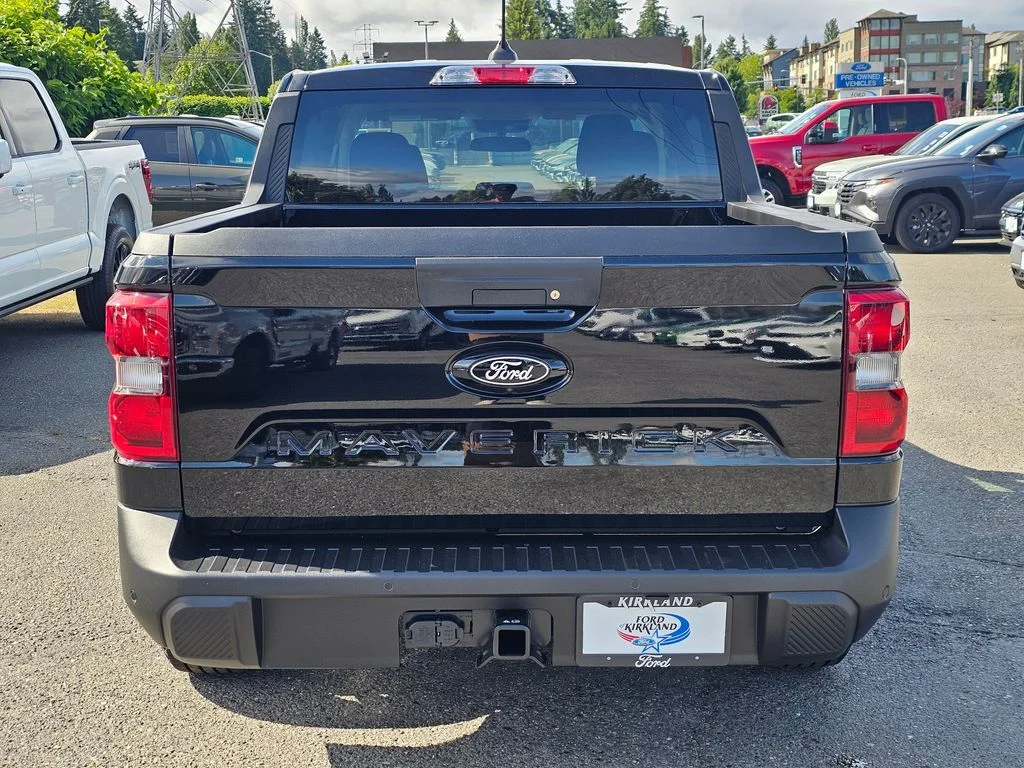New 2025 Black Ford XLT image 6