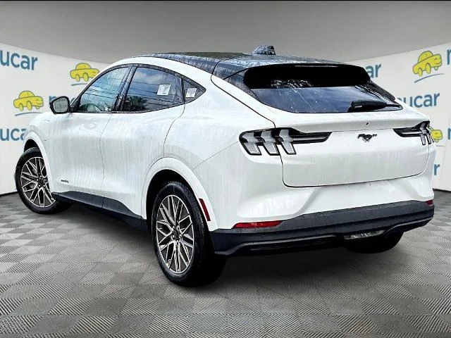 2025 Ford Mustang Mach-E Premium - Photo 17