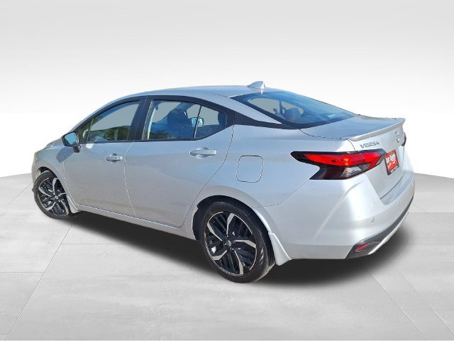 Used 2025 Silver Nissan 1.6 SR image 6