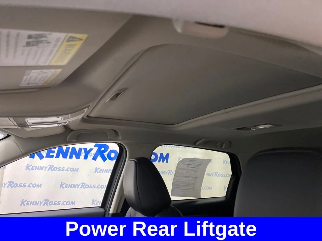 Used 2021 Blue Mazda Touring image 11