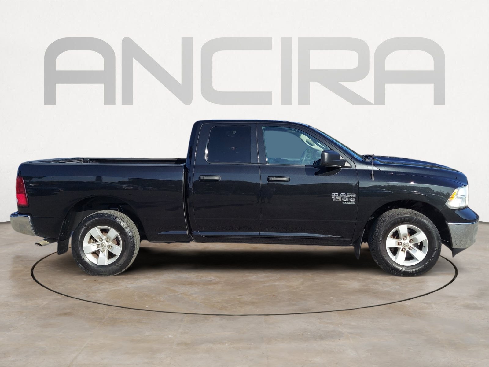 Used 2019 Brilliant Black Crystal Pearlcoat Ram Tradesman image 11