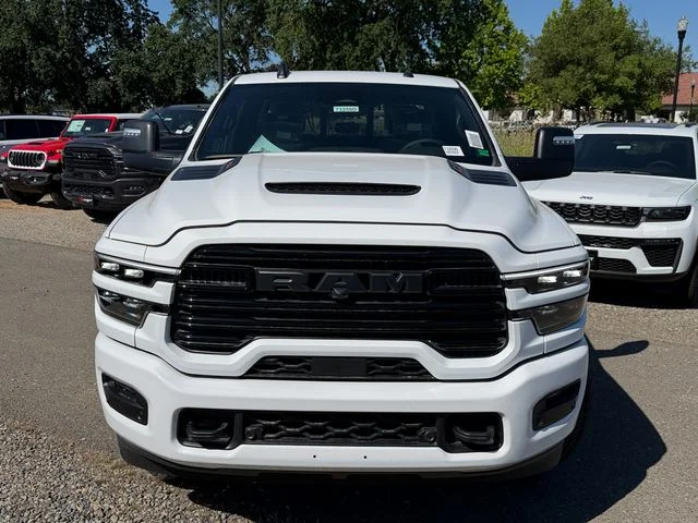 New 2026 Bright White Clear-Coat Exterior Paint RAM Laramie image 3