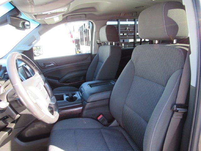 Used 2018 Gray GMC SLE image 13