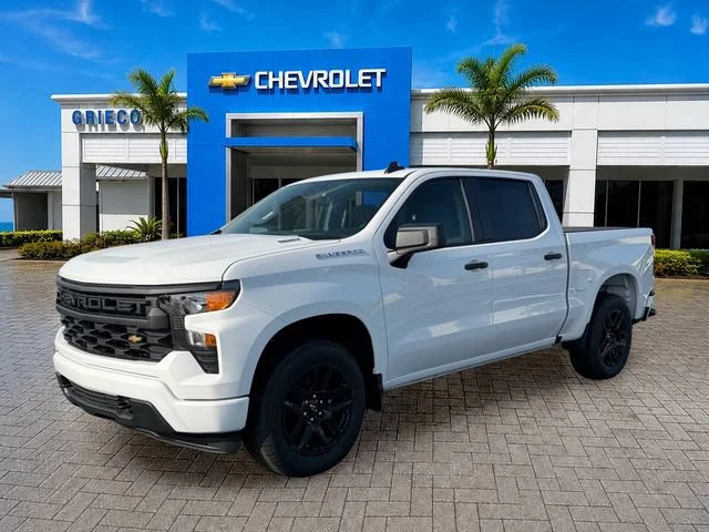 New 2026 Summit White Chevrolet Custom image 3