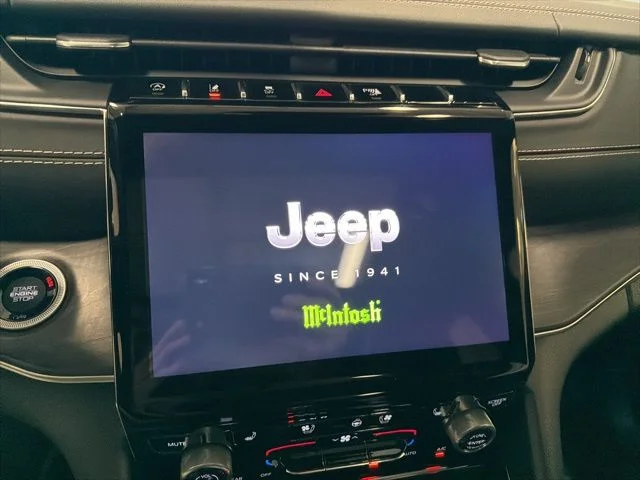 2022 Jeep Grand Cherokee Overland - Photo 27