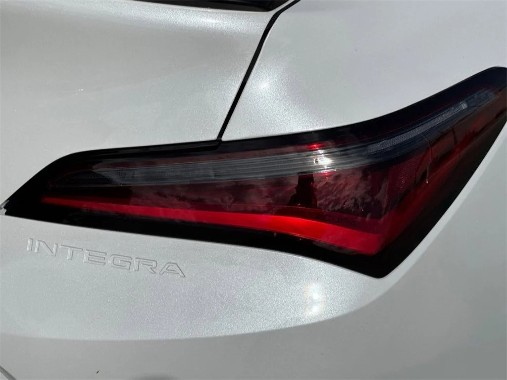 New 2026 Platinum White Pearl Acura w/A-Spec Package image 9