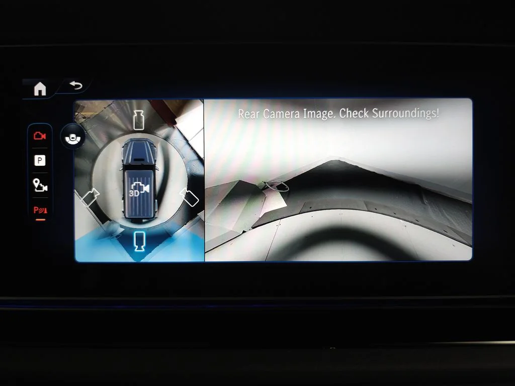 Certified Used 2025 Black Mercedes-Benz G 580 image 18