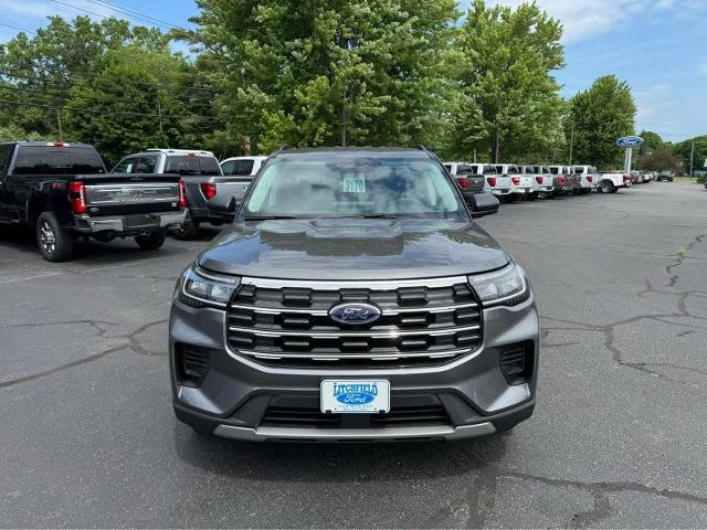 New 2026 Carbonized Gray Metallic Ford Active image 9