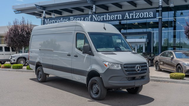 2025 Mercedes-Benz Sprinter 2500 Cargo 170 WB
