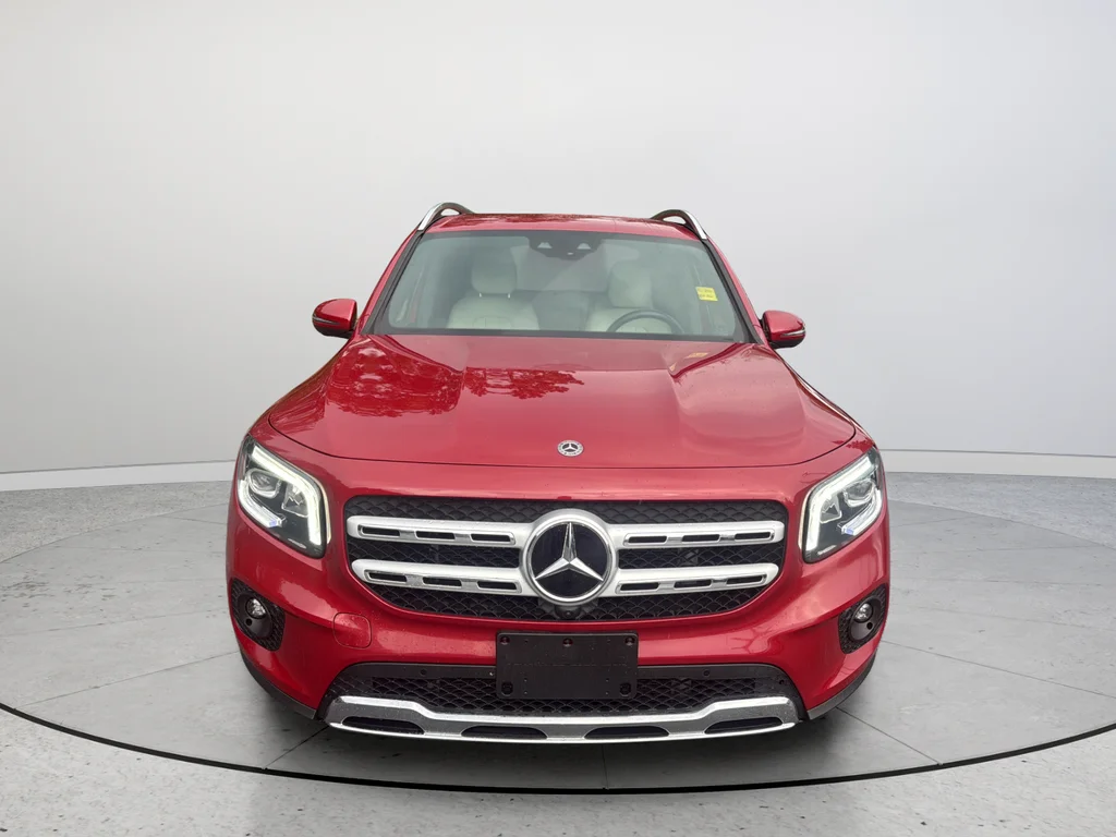 Used 2021 Red Mercedes-Benz GLB 250 image 3