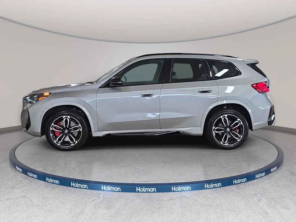 Used 2026 Space Silver Metallic BMW xDrive28i image 11