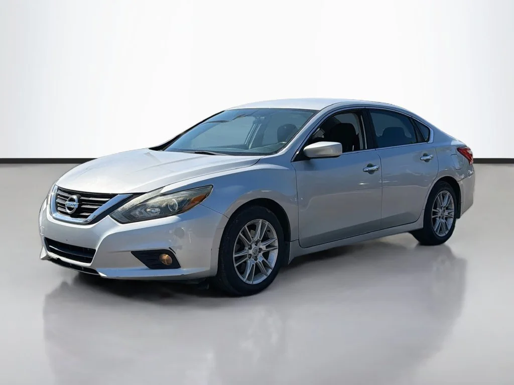 Used 2016 Nissan Altima SR with VIN 1N4AL3AP8GC194963 for sale in Indian Trail, NC