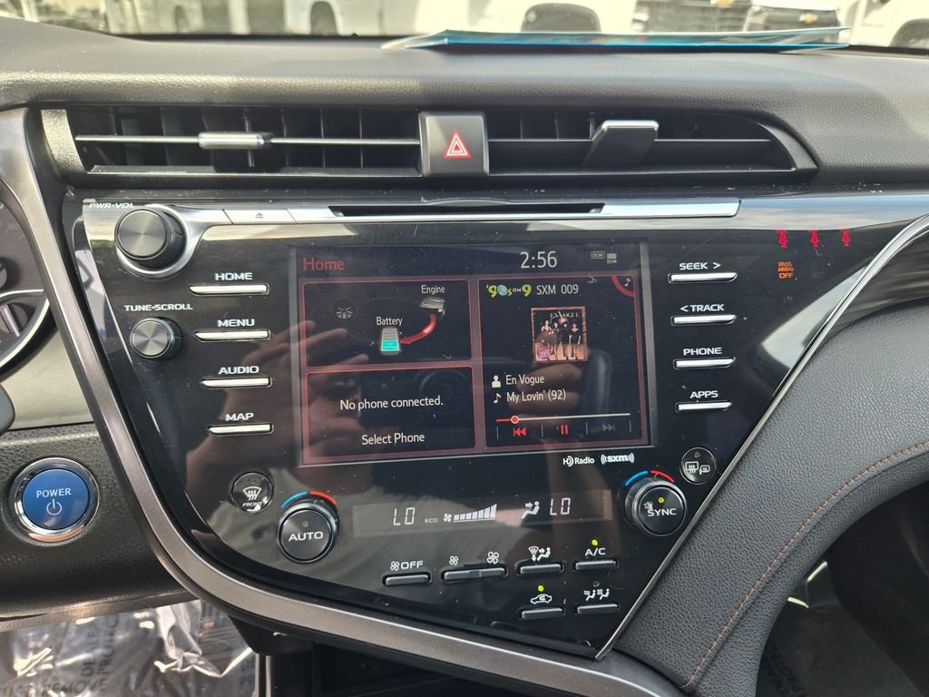 Used 2020 Black Toyota XLE image 16