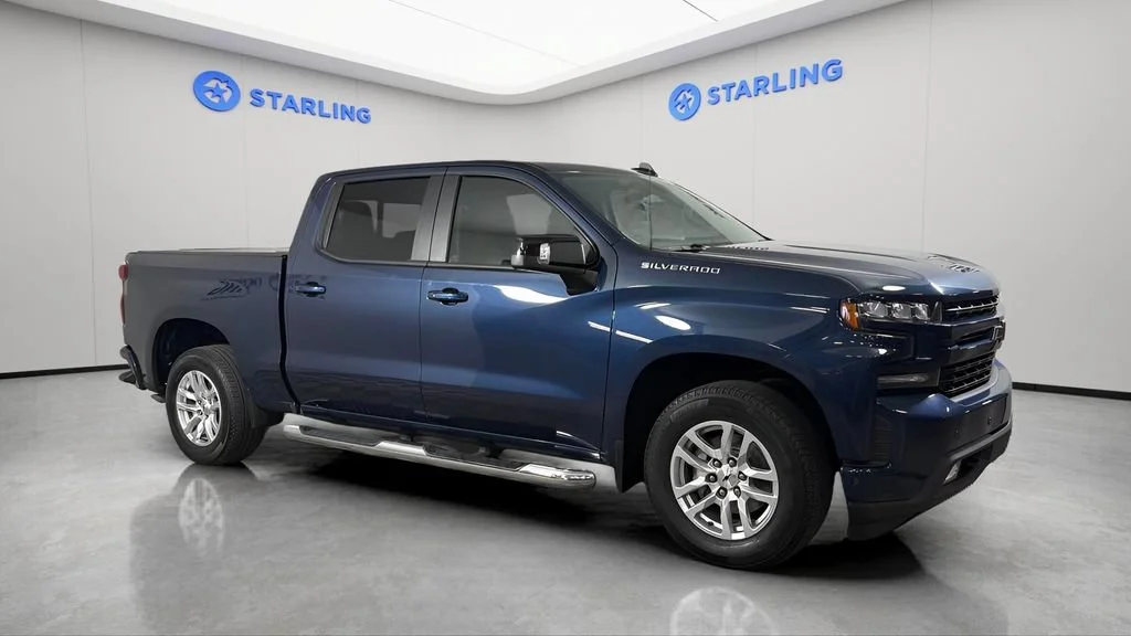 Used 2020 NORTHSKY BLUE METALLIC Chevrolet RST image 13