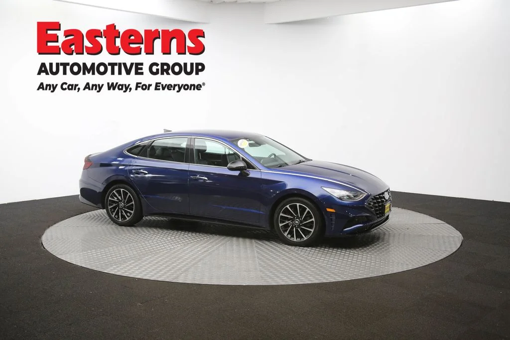 Used 2020 Blue Hyundai SEL Plus image 45