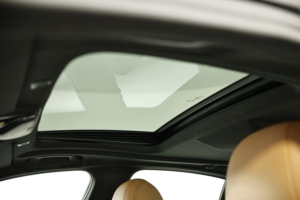 2023 BMW 5 Series 540i - Photo 22