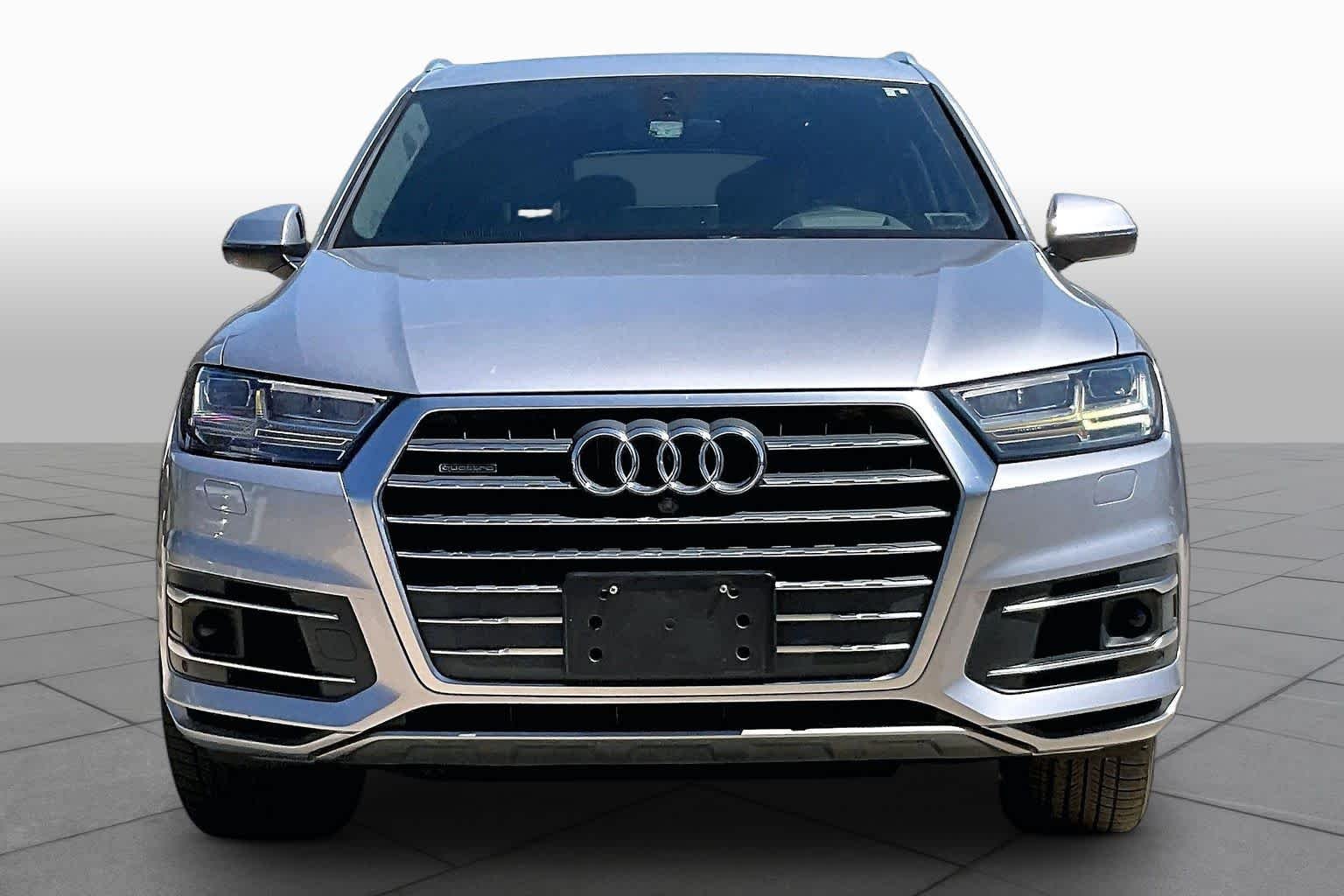 Used 2018 Florett Silver Metallic Audi Prestige image 4