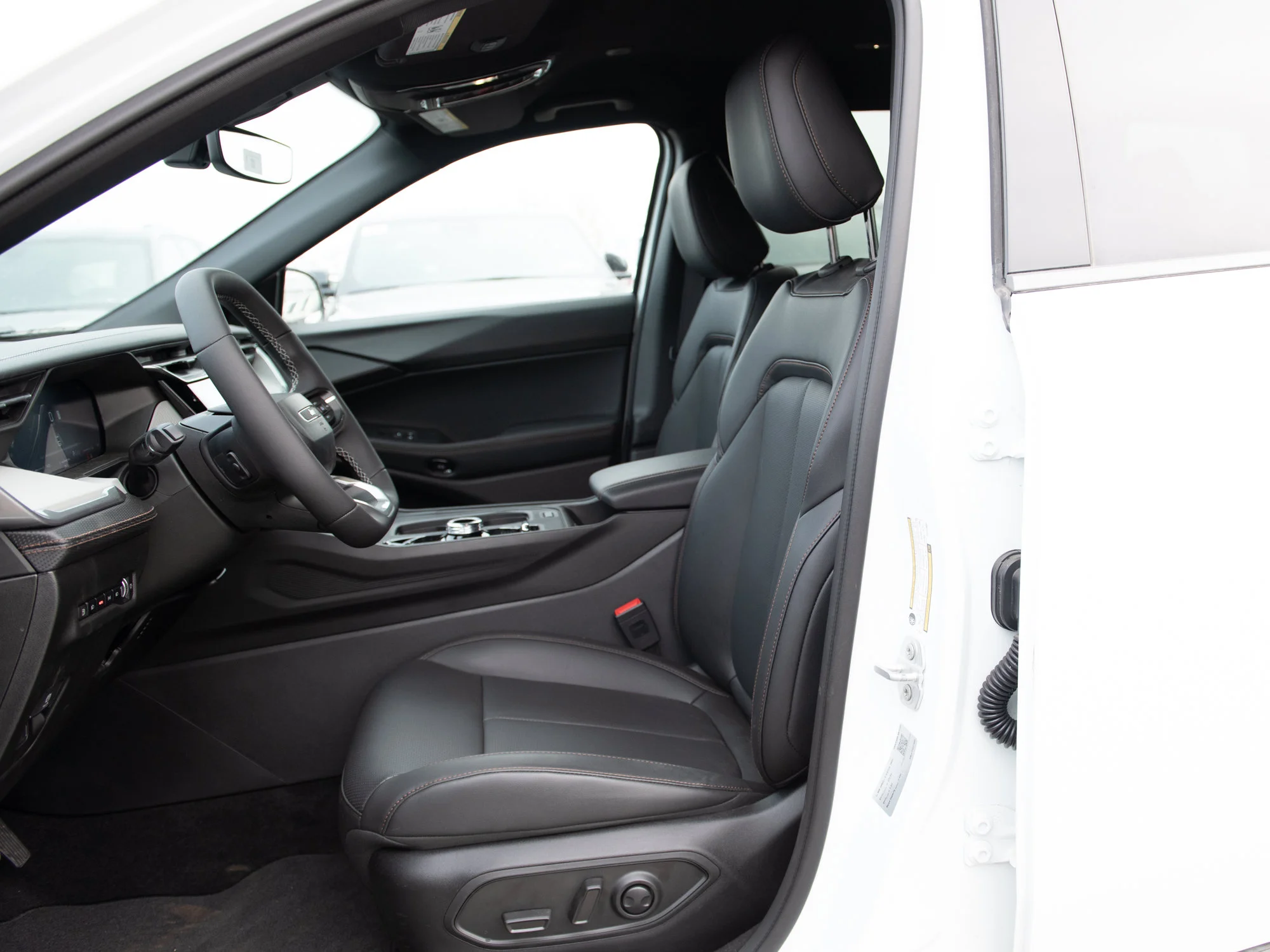 New 2026 White Jeep Limited * Hybrid image 21