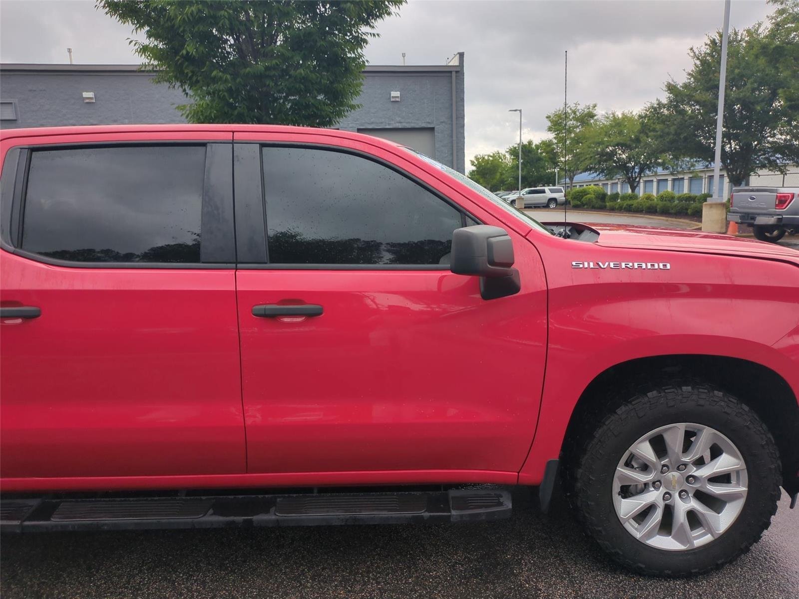 Used 2020 Red Hot Chevrolet Custom image 33