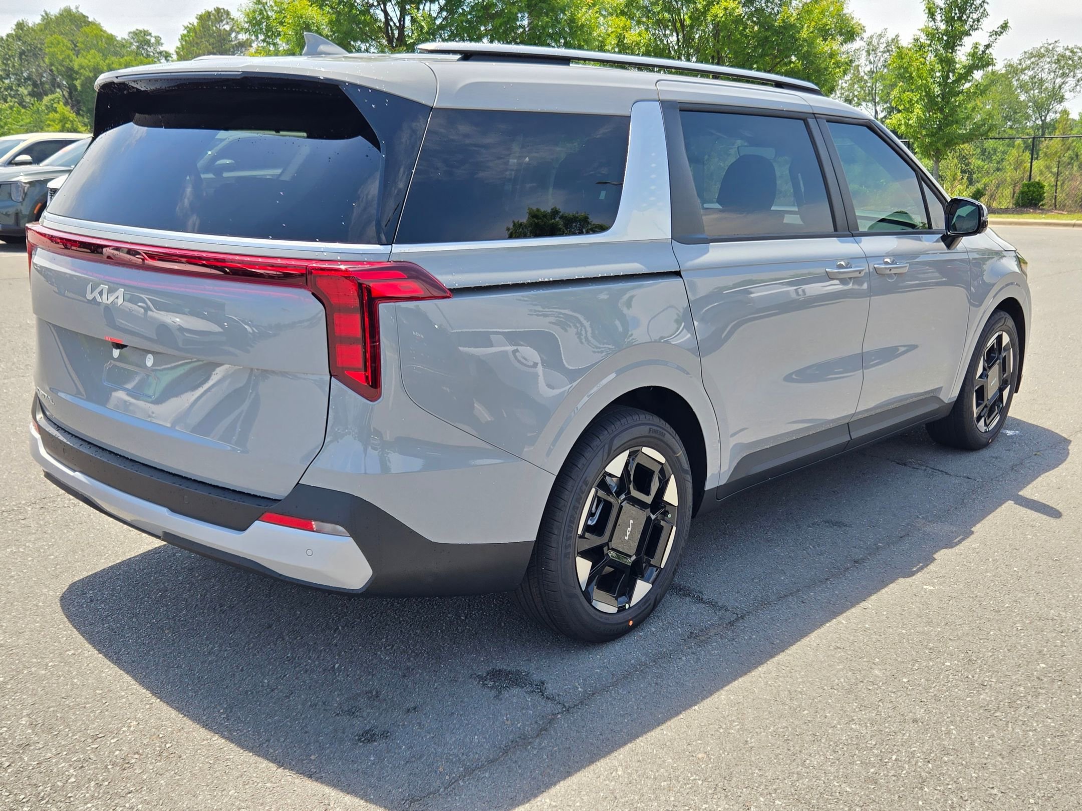 New 2026 Ceramic Silver Kia EX image 7