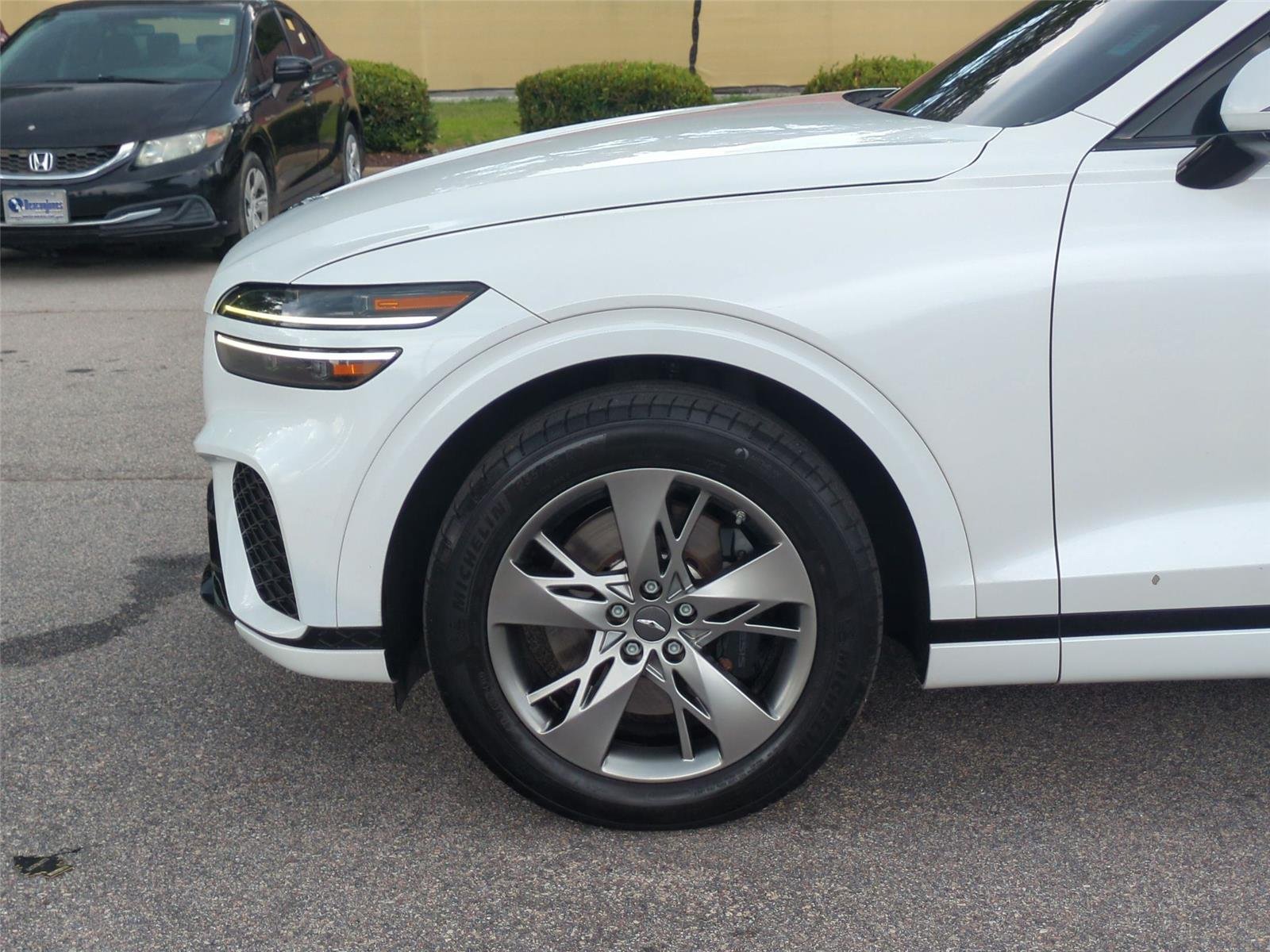 Used 2022 Uyuni White Genesis 3.5T Sport image 10