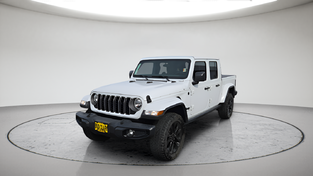 Used 2025 White Jeep Nighthawk image 1