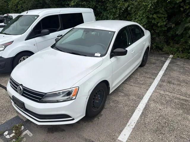Used 2016 White Volkswagen 1.4T S image 3