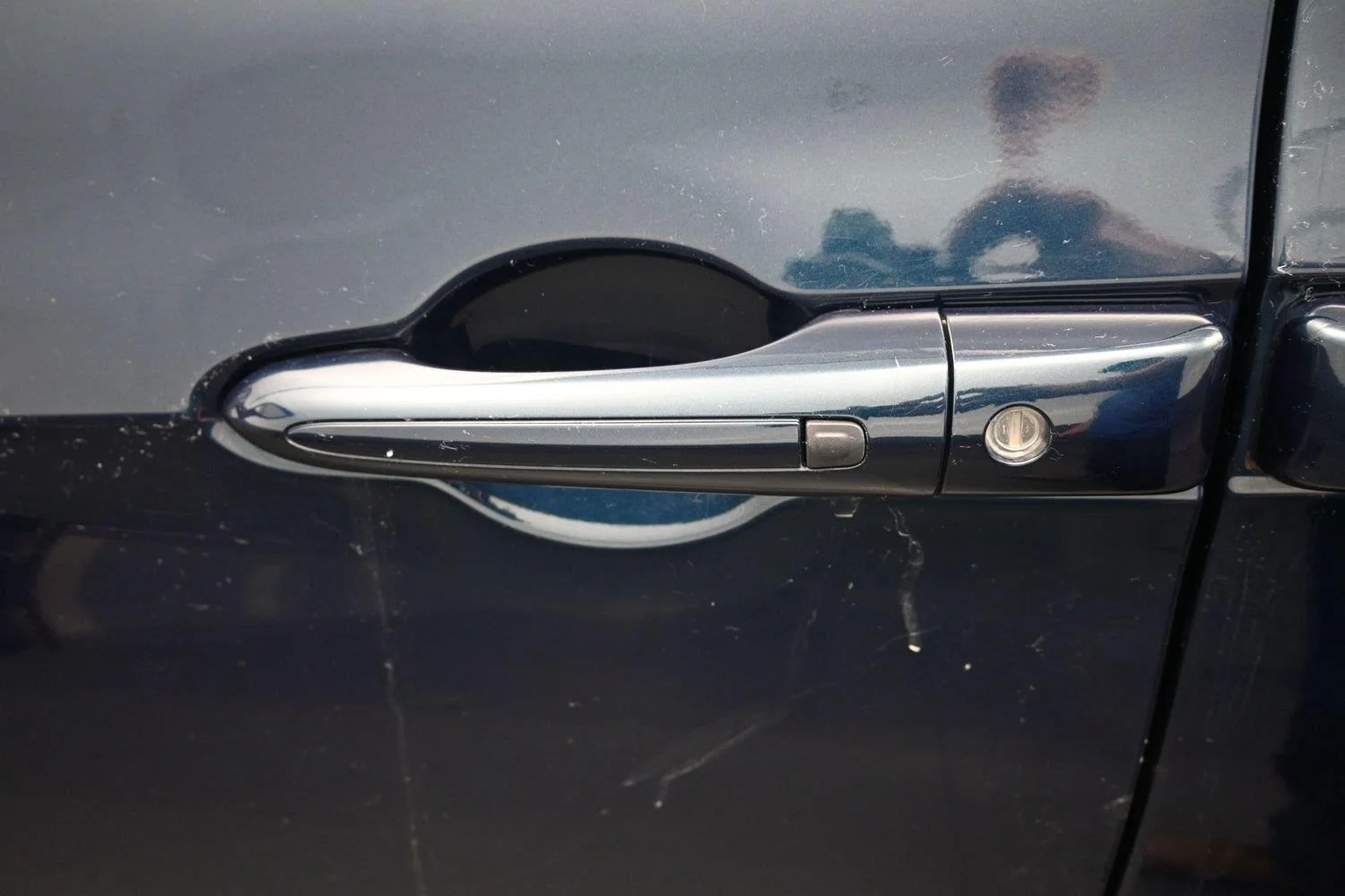 Used 2024 Fathom Blue Pearlcoat Chrysler Touring image 15