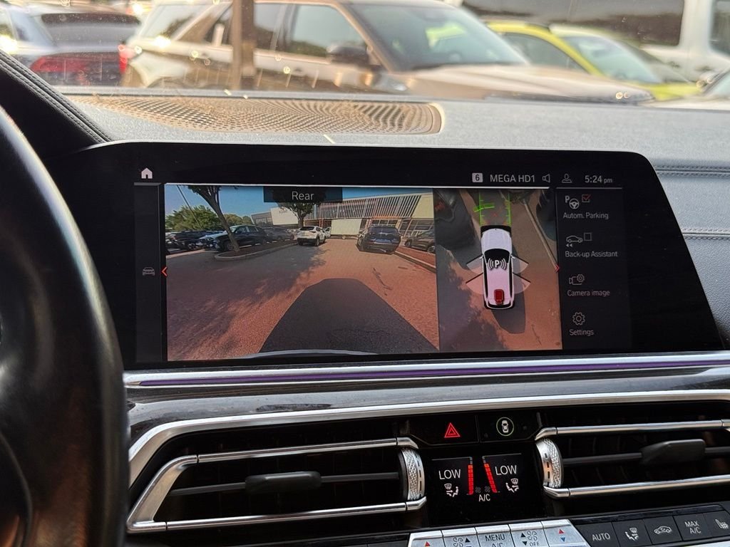 Used 2020 White BMW xDrive40i image 19
