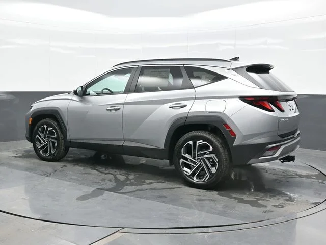 New 2026 Silver Hyundai SEL Plus image 3