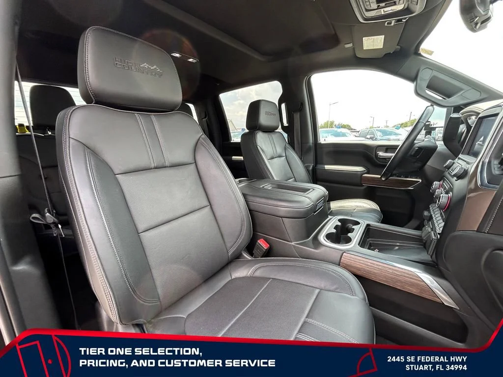 Used 2022 Mosaic Black Metallic Chevrolet High Country image 17