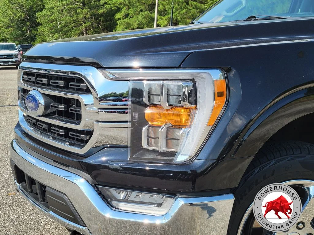 Used 2022 Black Ford XLT image 10