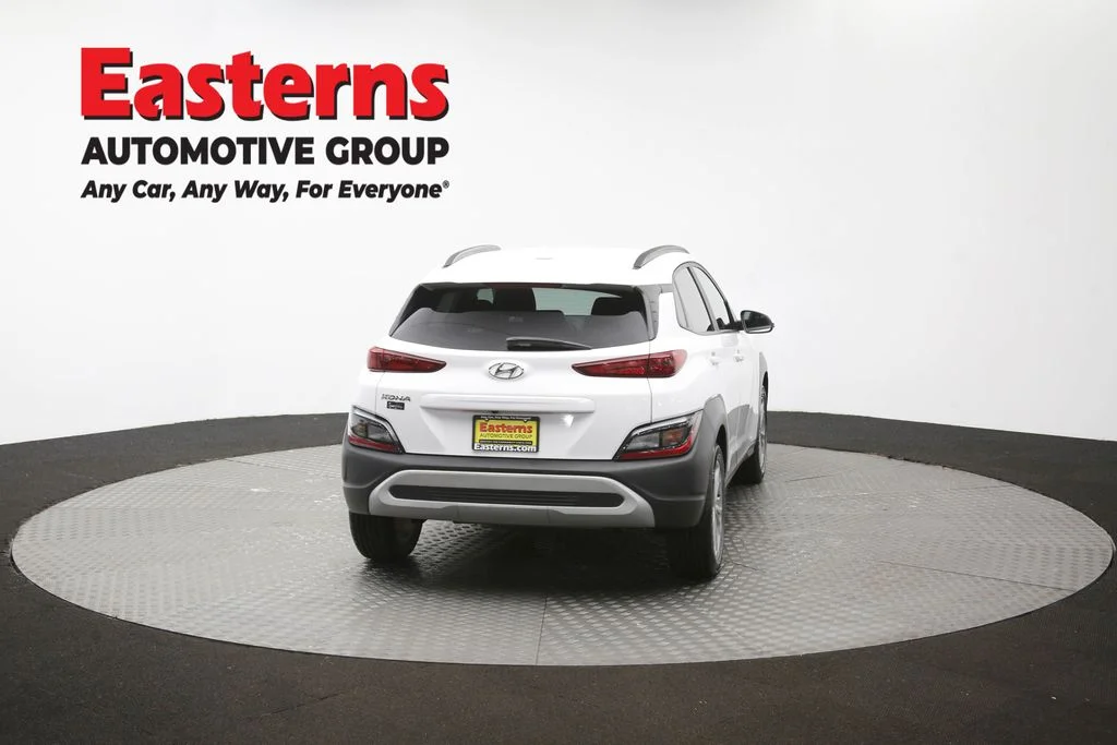 Used 2023 White Hyundai SEL image 37