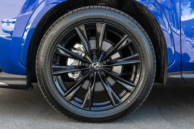 Used 2024 Ultrasonic Blue Mica 2.0 Lexus 450h+ F SPORT image 15