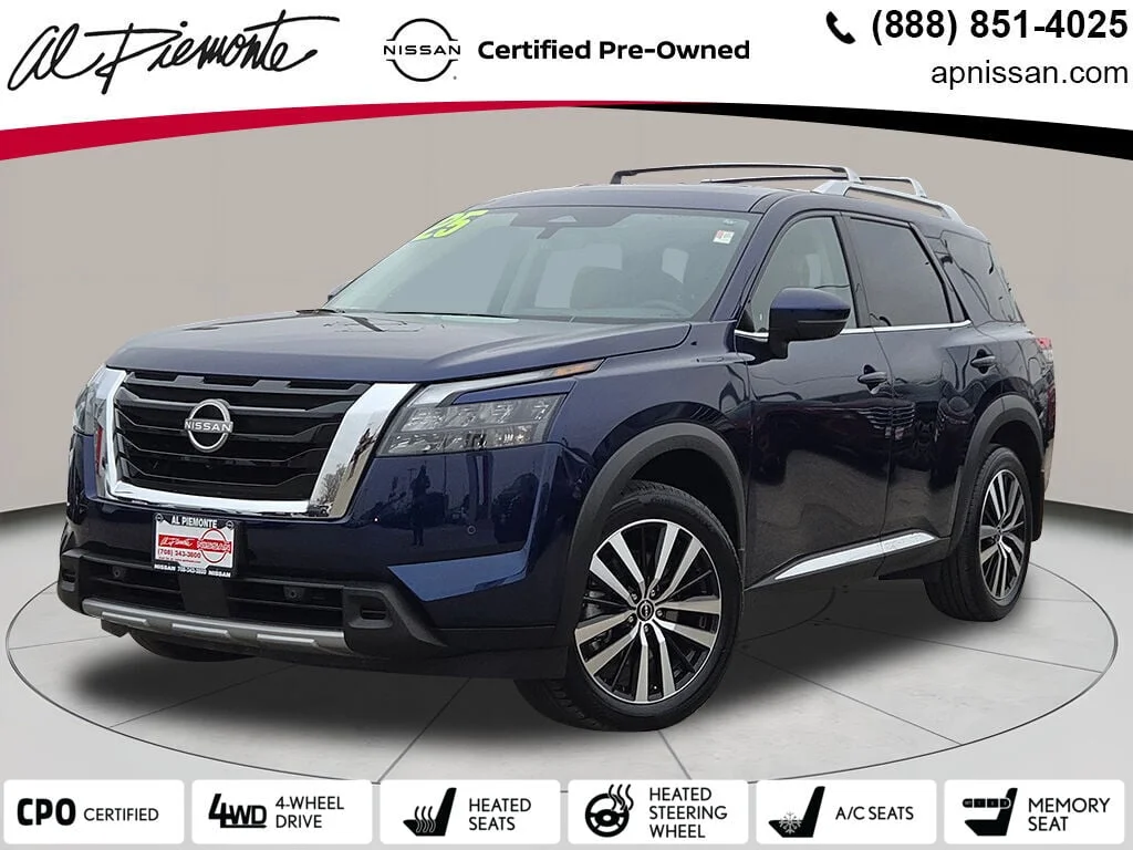 2025 Nissan Pathfinder Platinum 4WD's photo
