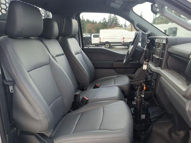 2024 Ford F-550 Super Duty Chassis Cab XL - Photo 22