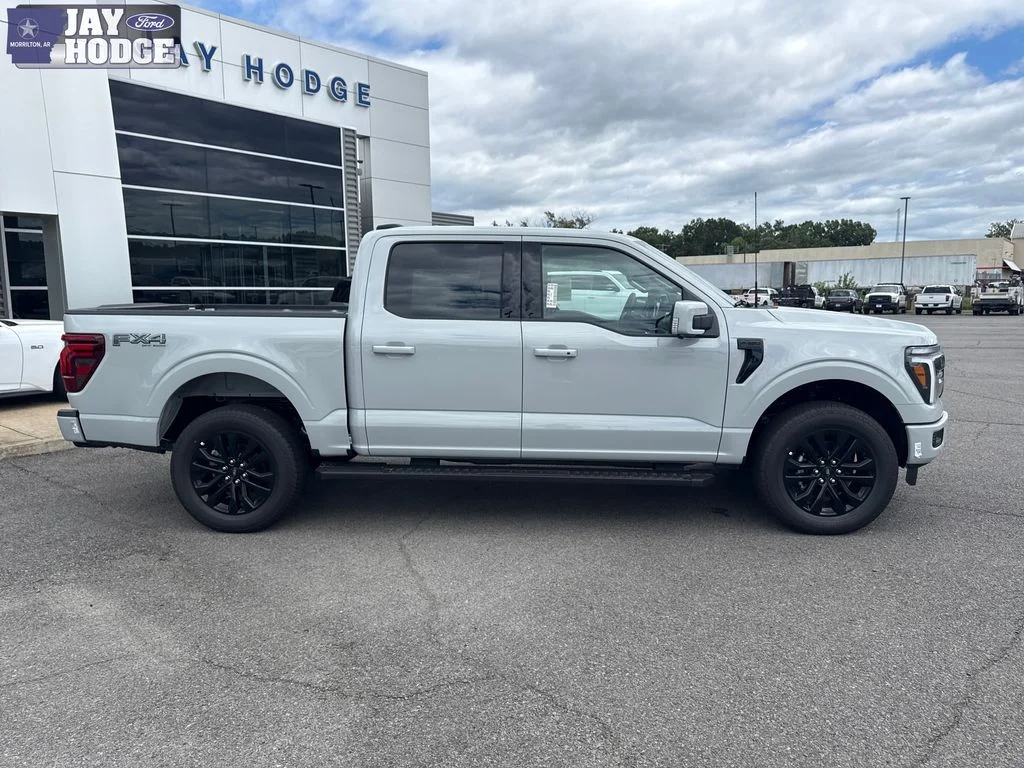 New 2026 Avalanche Ford Lariat® image 8