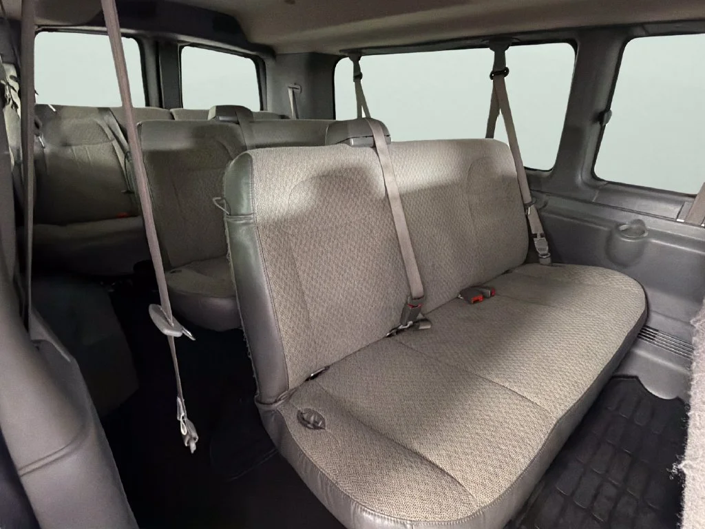 Used 2024 Summit White Chevrolet 1LT image 28