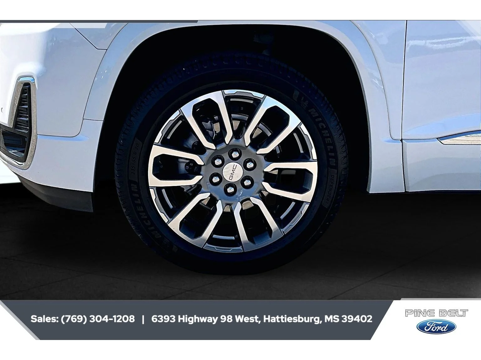 Certified Used 2021 White Frost Tricoat GMC Denali image 7