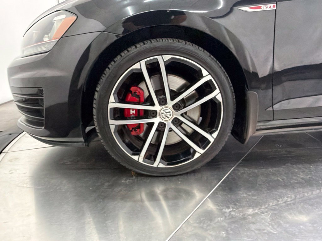 Used 2017 Black Volkswagen Sport image 7