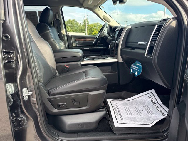 2017 RAM Ram 1500 Pickup Laramie - Photo 31