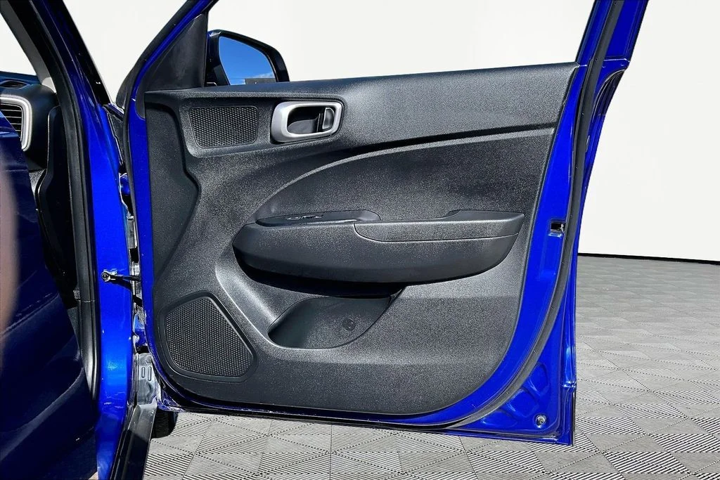 Used 2024 Intense Blue Hyundai SE image 24