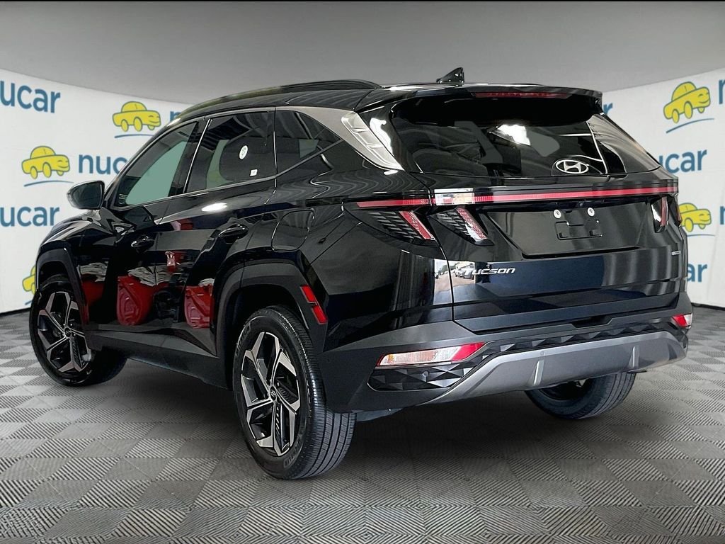 Used 2022 Black Hyundai Limited image 4