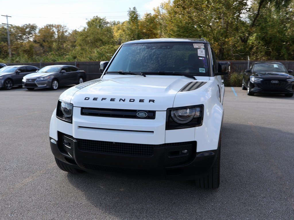 Used 2024 Land Rover Defender X-Dynamic SE with VIN SALE27EU1R2304100 for sale in Kansas City
