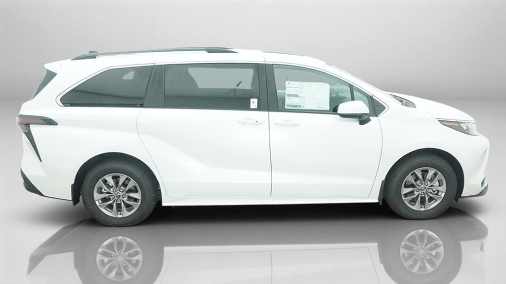 New 2026 Wind Chill Pearl Toyota XLE image 8