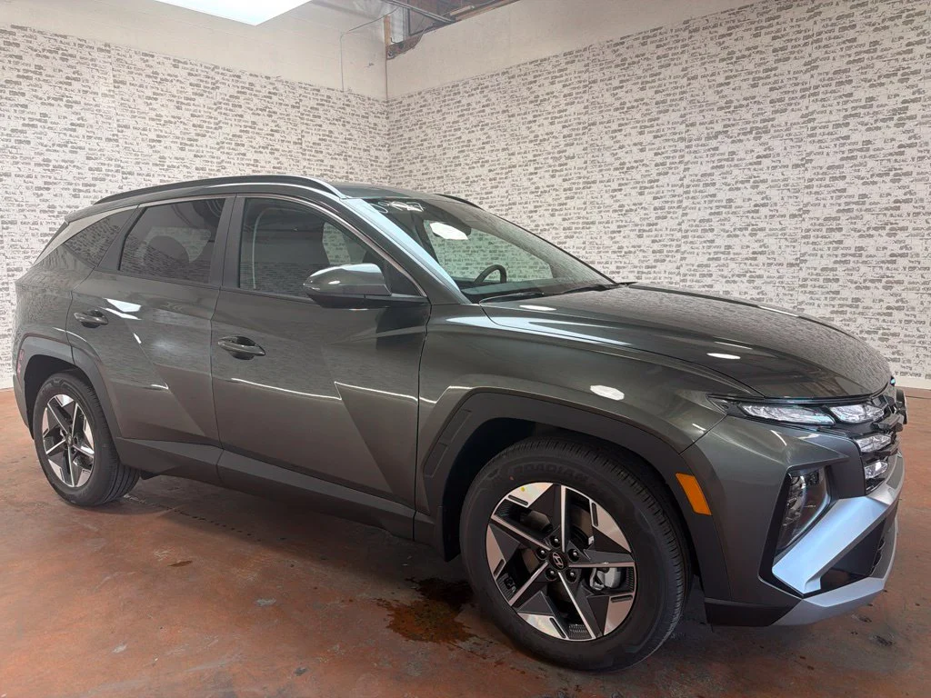 New 2026 Amazon Gray Hyundai SEL image 1