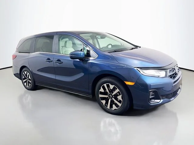 New 2026 Smoke Blue Pearl Honda EX-L image 20
