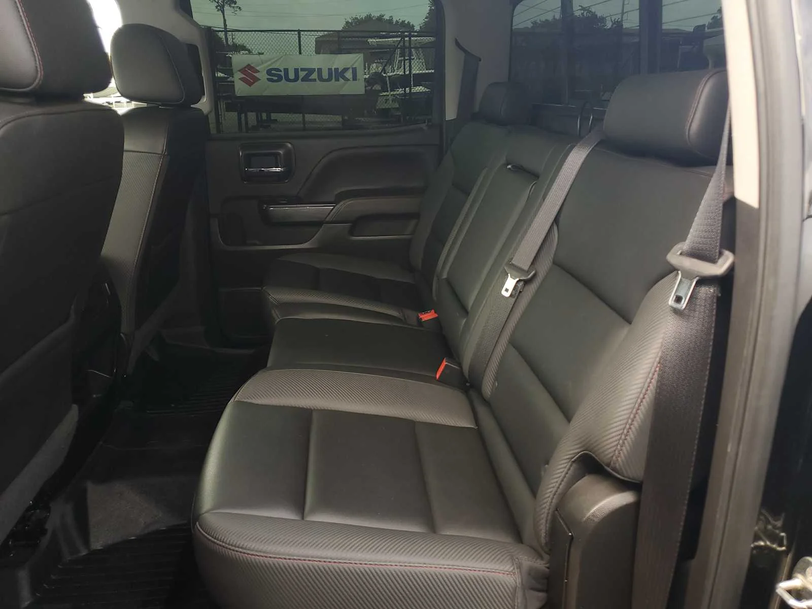 Used 2018 ONYX BLACK GMC SLT image 21