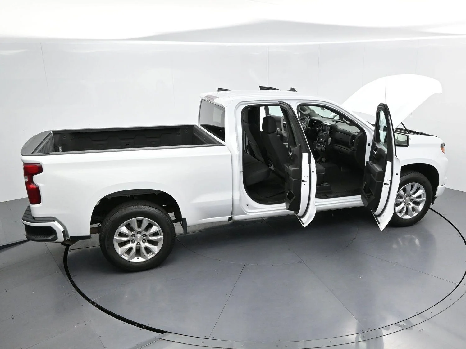 Used 2023 Summit White Chevrolet Custom image 36
